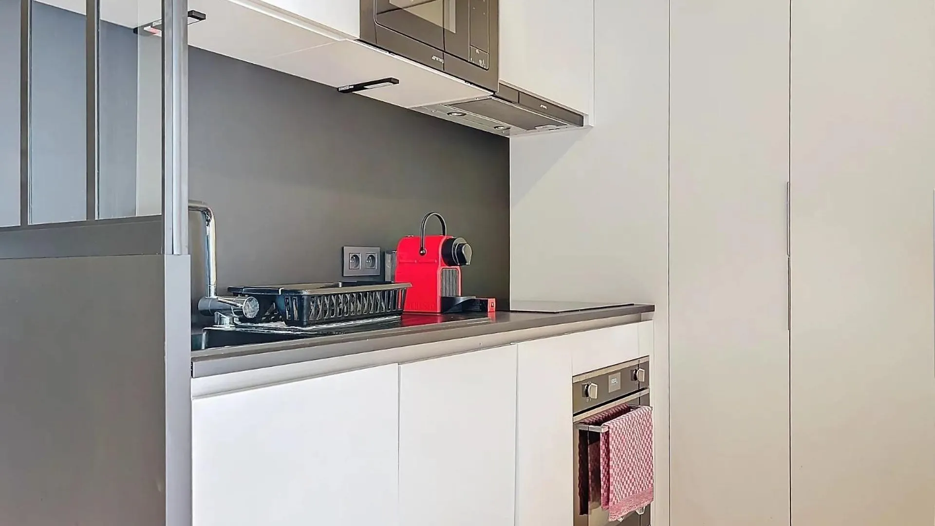 Apartment 3P Between Croisette Beaches And Antibes Street Cannes
