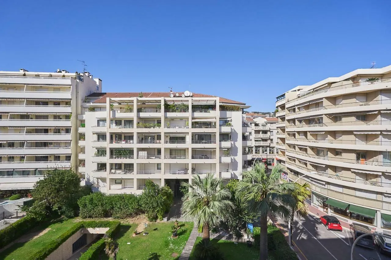 Apartment 3P Between Croisette Beaches And Antibes Street Cannes
